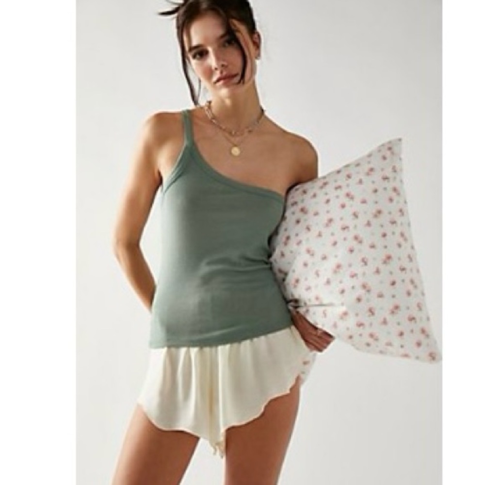 Free People one shoulder tank size M
